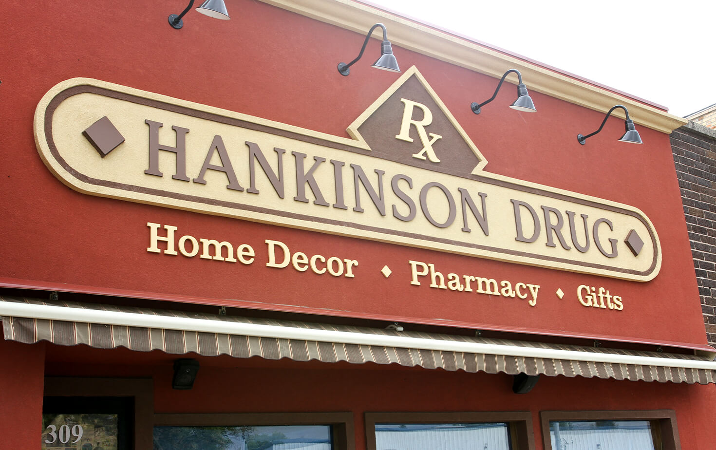 Hankinson Drug ND Storefront Signage