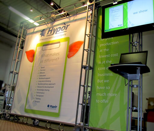 Hypor Hendrix Genetics tradeshow display with Media Screen and lights